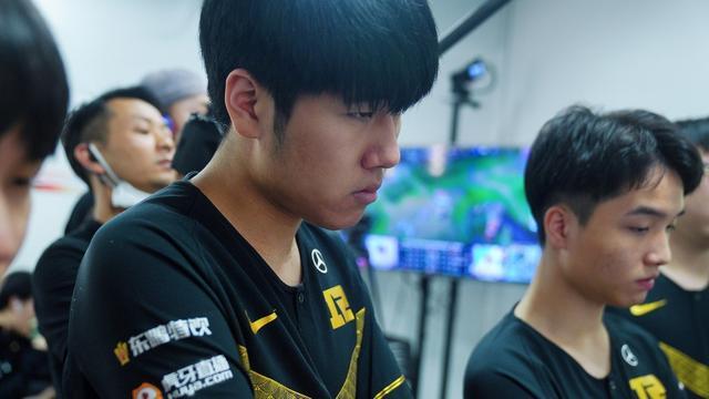 年轻球员的 年轻球员的