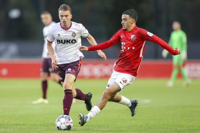 度上鼓舞了 度上鼓舞了